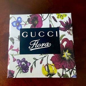 Gucci Flora Compact New Never Used